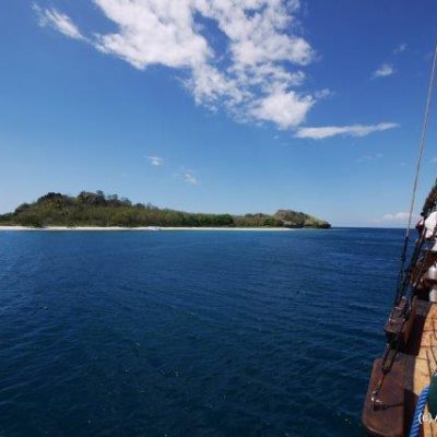cruise flores ananda liveaboard